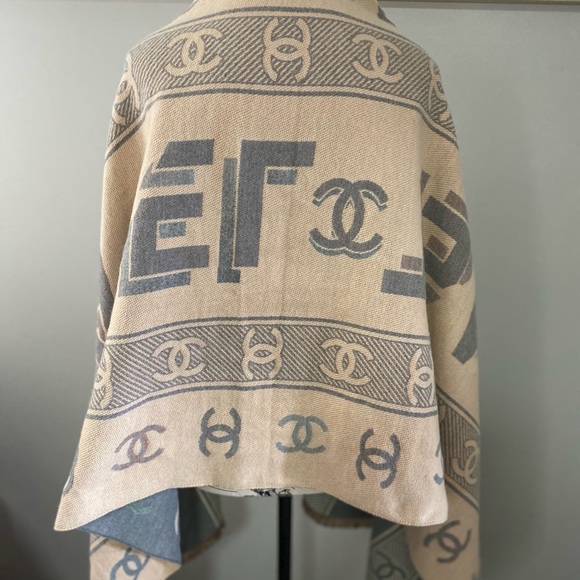 CHANEL Beige and Black Logo Scarf - Picture 8 of 12